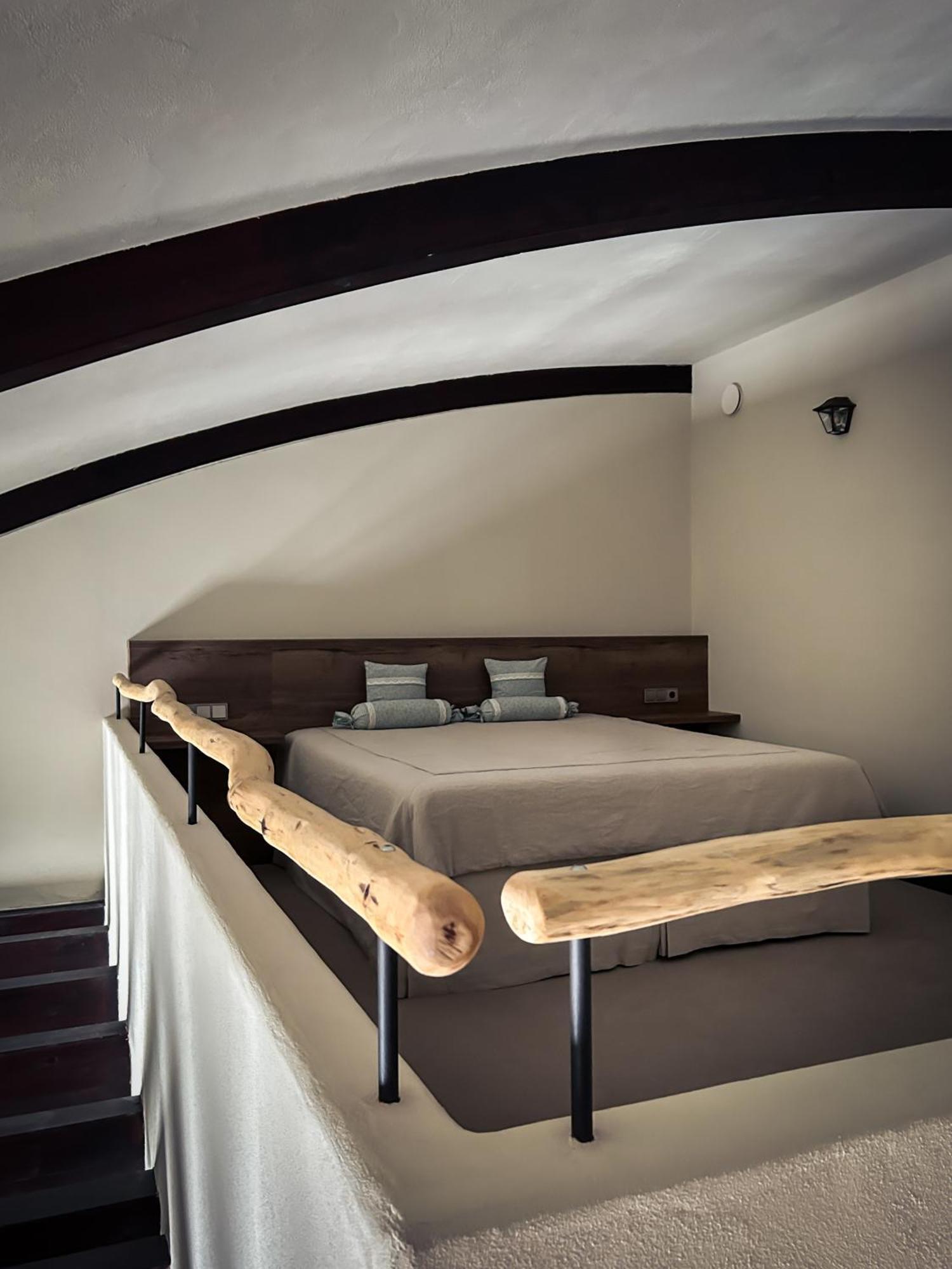 Statek Blatiny Hotel Sněžné Kamer foto
