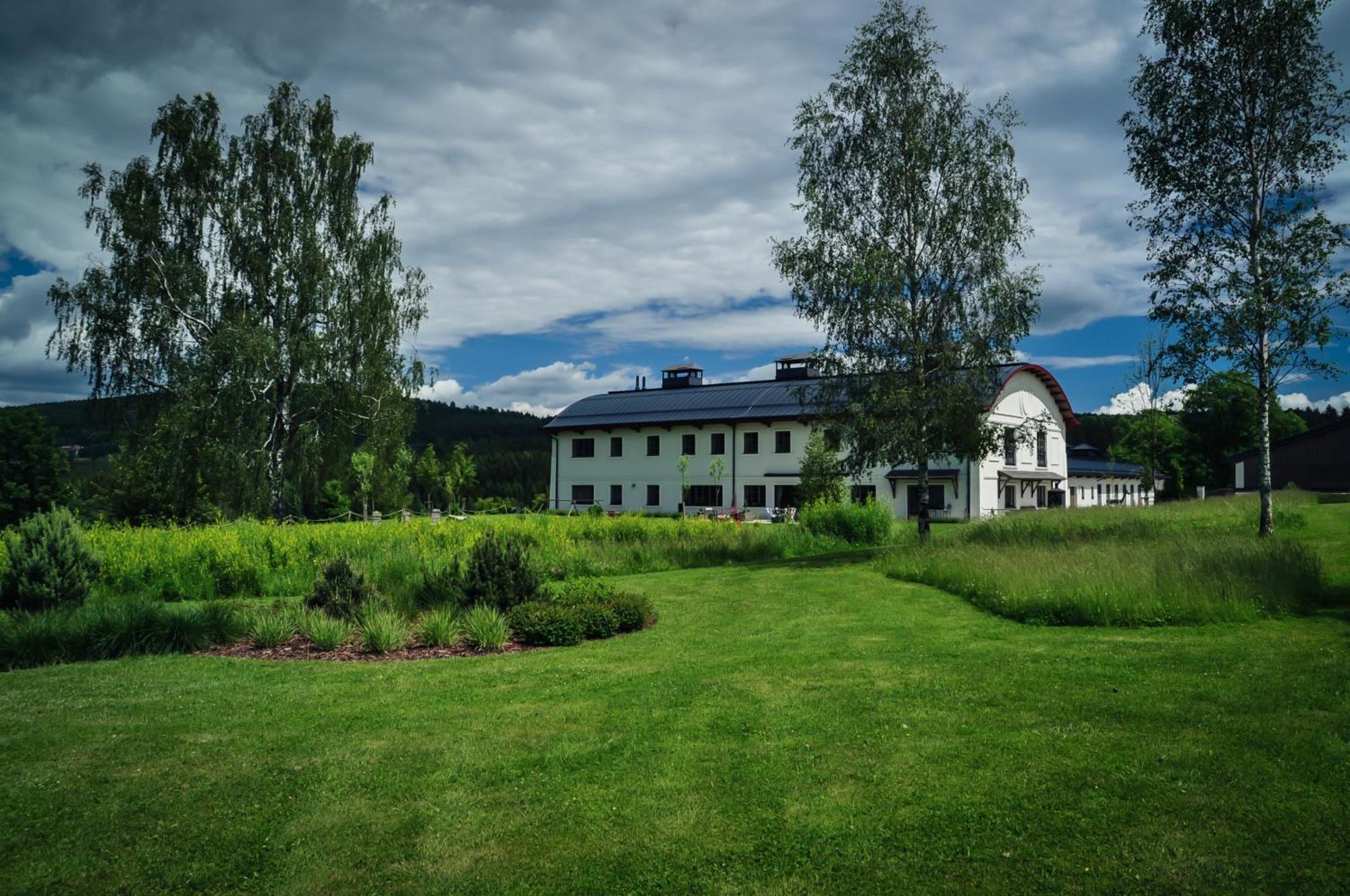 Statek Blatiny Hotel Sněžné Buitenkant foto